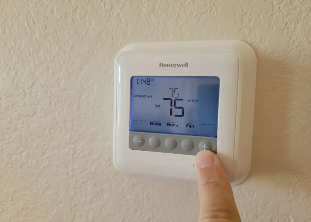 How Long Does a Honeywell Thermostat Last? Unveil the Lifespan