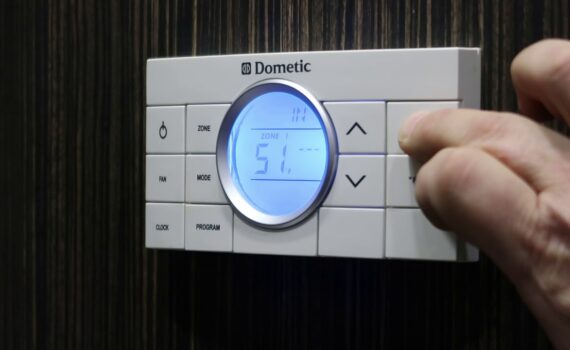 How to Program a Dometic Thermostat