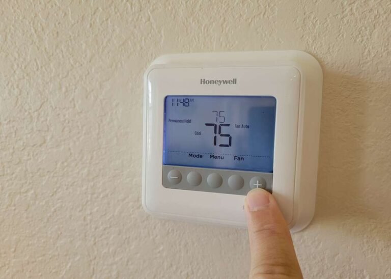 How to Reset Programmable Thermostat: Quick & Easy Guide - ThermostatNeed