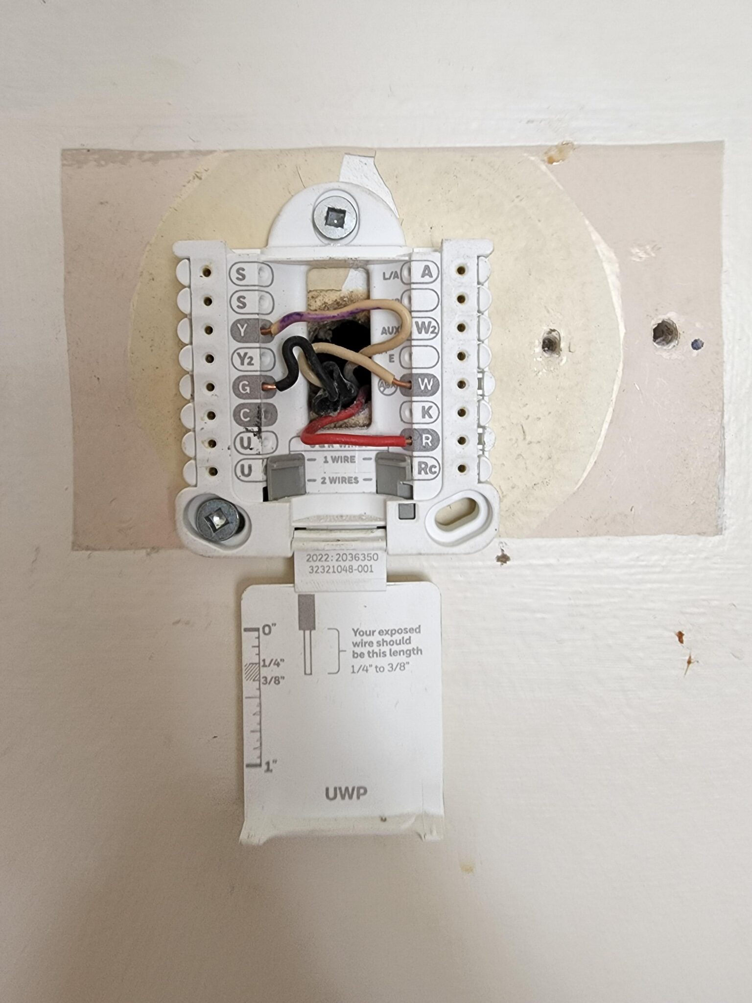 How to Wire Honeywell Pro Series Thermostat: Easy Guide - ThermostatNeed