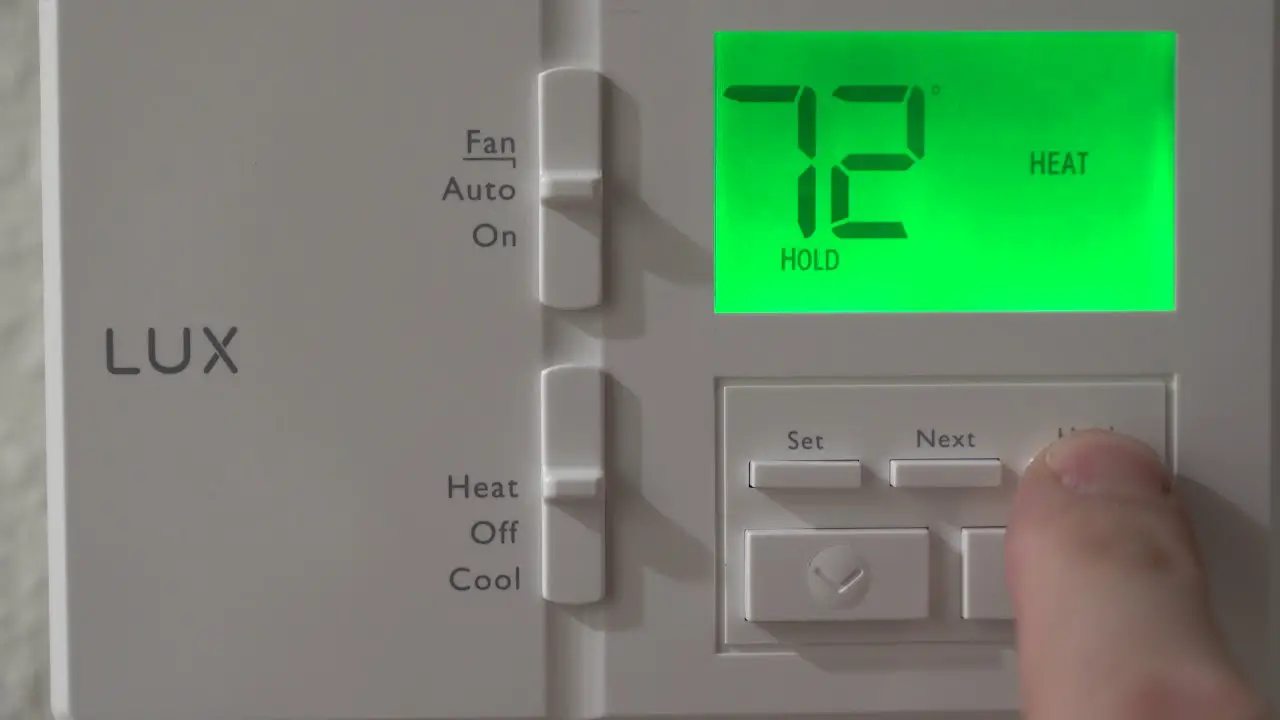 How to Work a Luxpro Thermostat