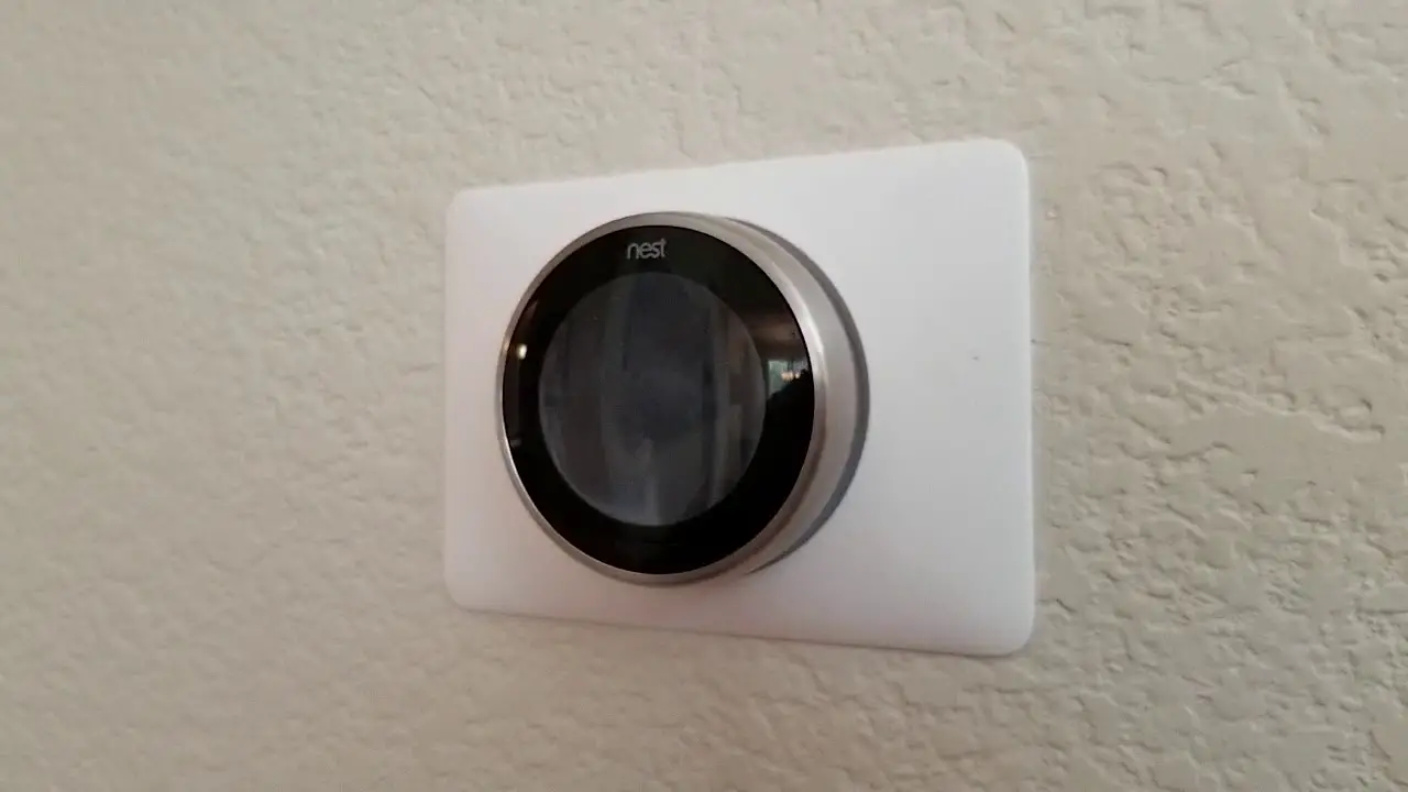 Does a Nest Thermostat Have a Camera