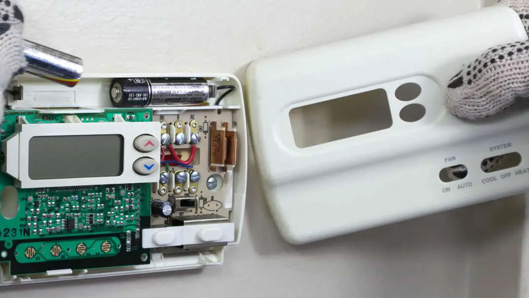 How to Clean Thermostat