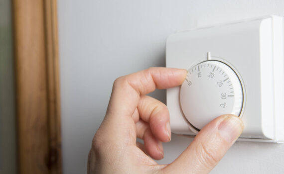 How to Turn on Thermostat