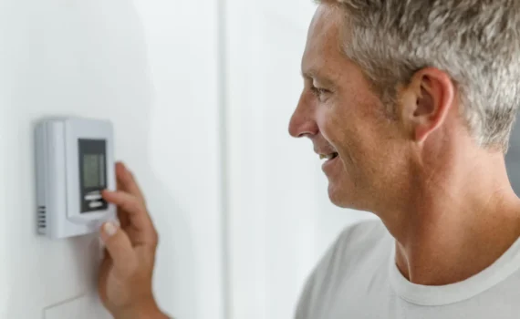 What Does Run Mean on a Thermostat