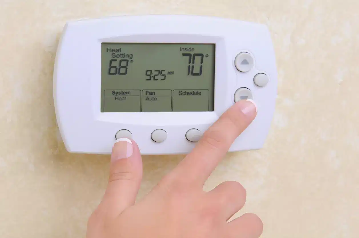 What to Set the Thermostat in Winter