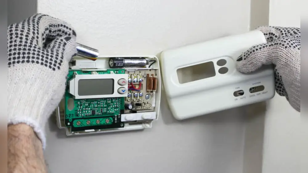 How to Replace Batteries in Thermostat