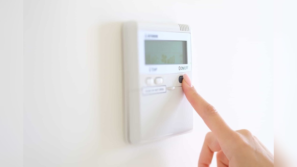 What Does Leave Mean on Thermostat